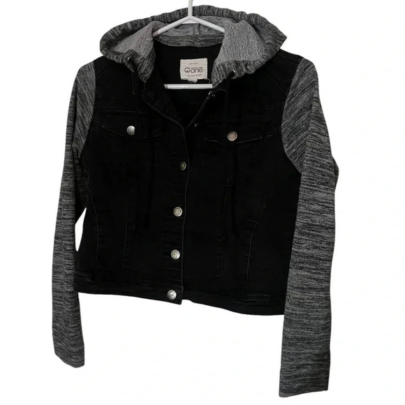 Ladies Jacket - Picture 7 of 11